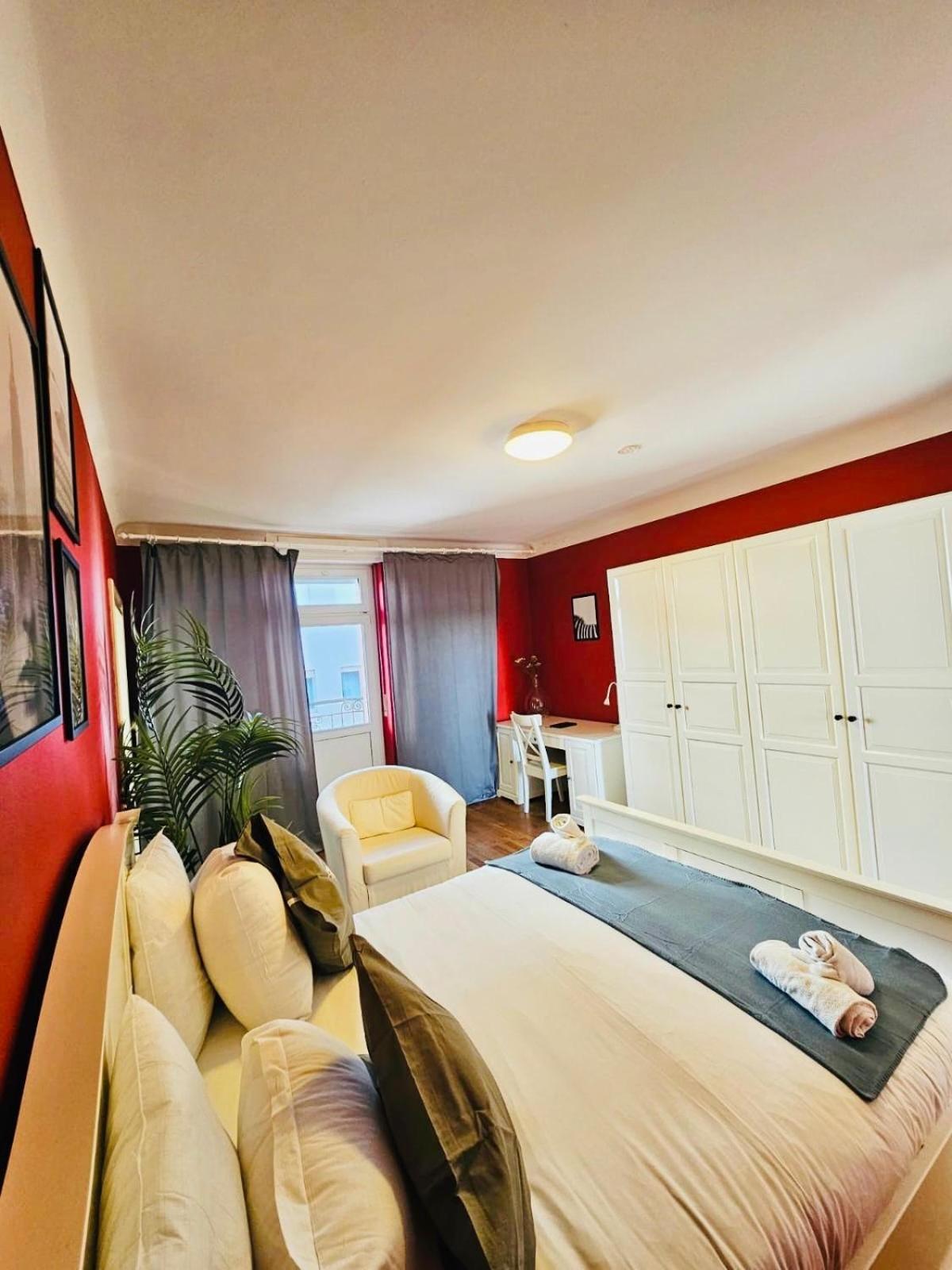 Cozy One Bedroom Retreat In Luxembourg-limp17a Apartamento